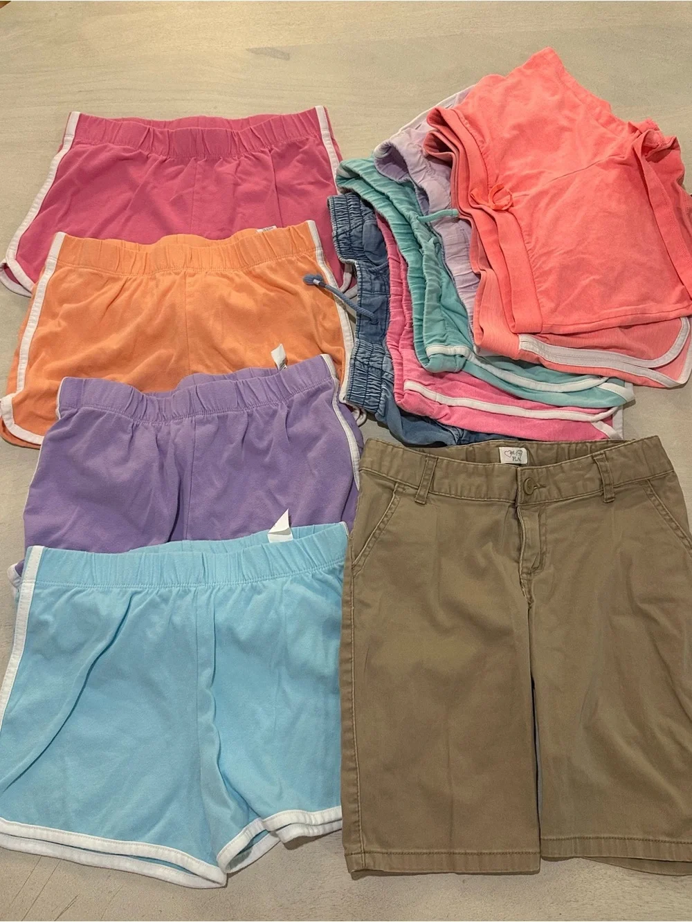 The Children's Place Girls Multicolor Athletic & Khaki Shorts Set Bundle of 11